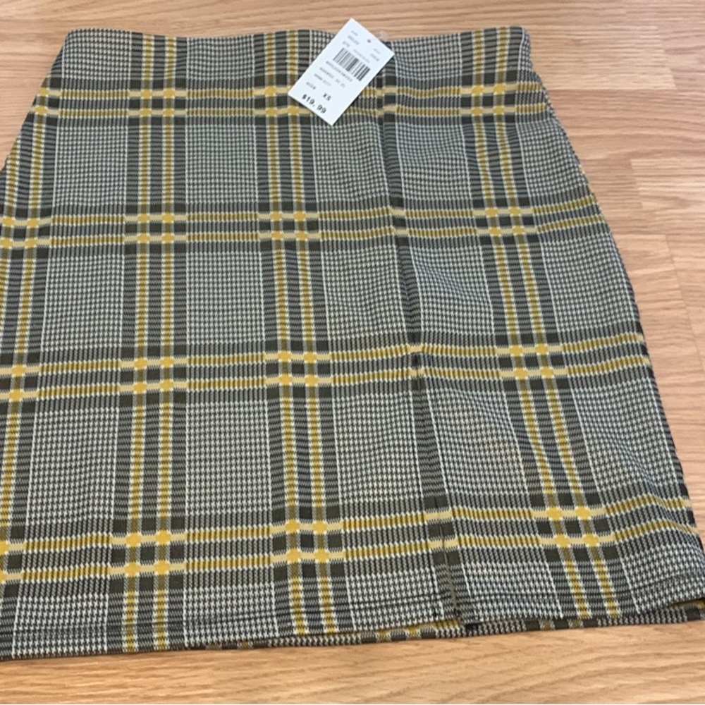 Eclipse mini skirt